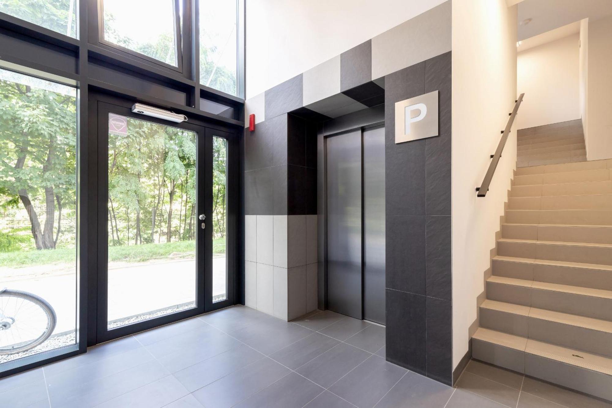 Cracow Pradnik Spacious & Family Apartment With 3 Bedroom By Renters Prestige Krakow Luaran gambar