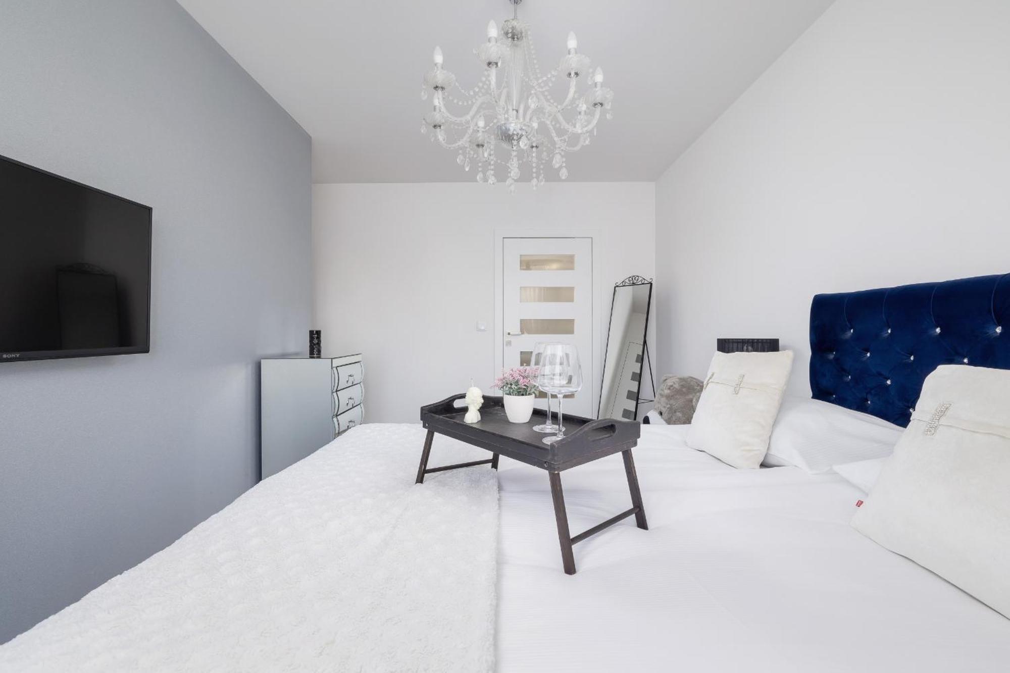 Cracow Pradnik Spacious & Family Apartment With 3 Bedroom By Renters Prestige Krakow Luaran gambar